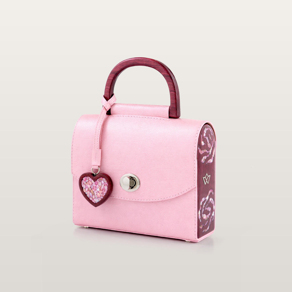 Pink handbag with a heart-shaped tag BLACKWOOD Aurora Purple Heart Shiny Rose تصميم_حصري – Limited Edition