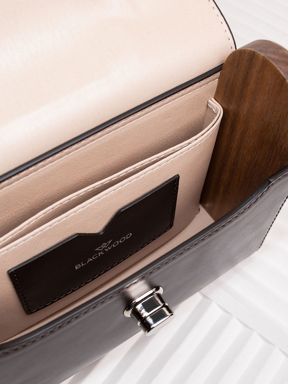 AURORA INDIAN BROWN PYTHON