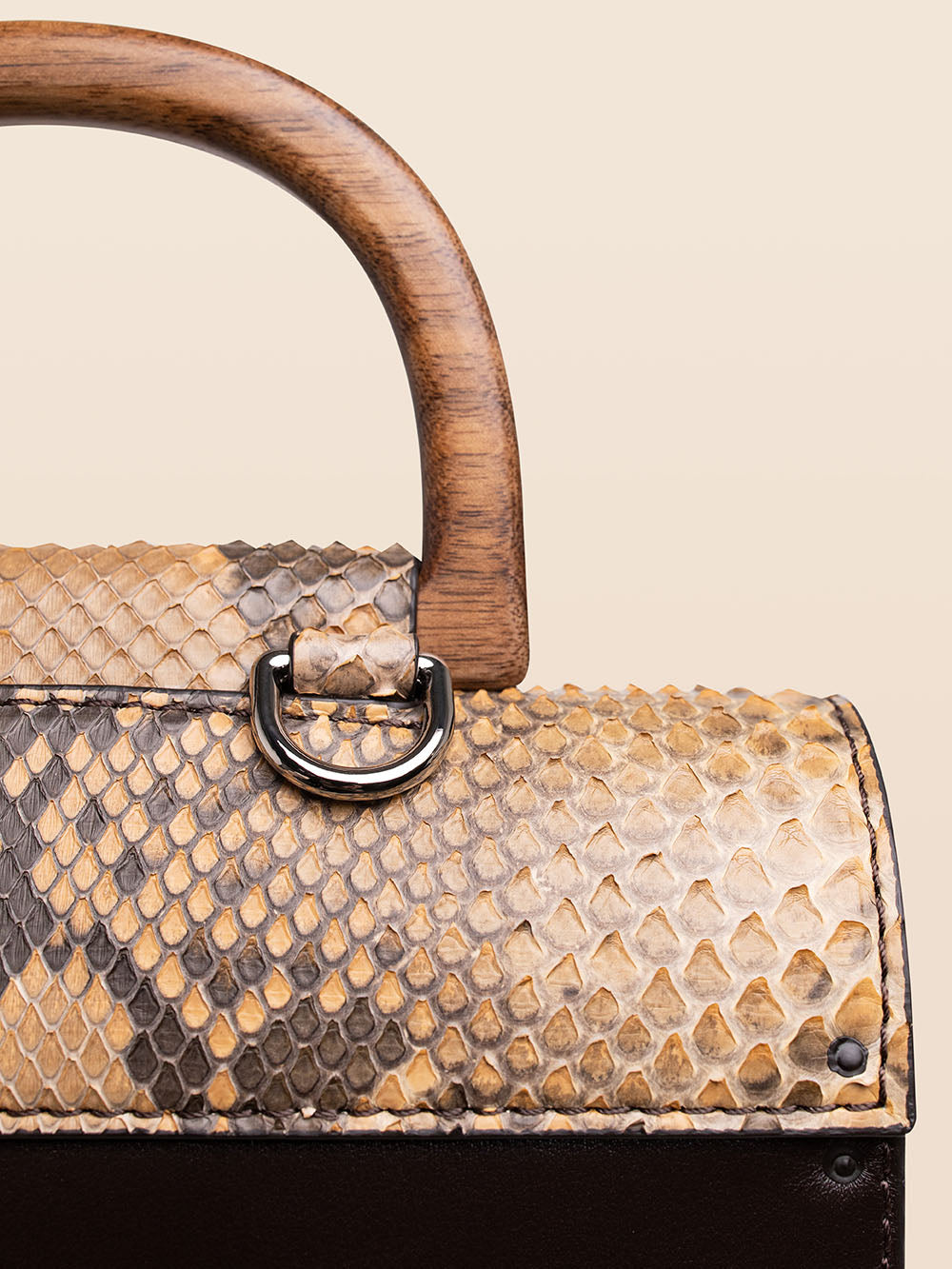 AURORA INDIAN BROWN PYTHON